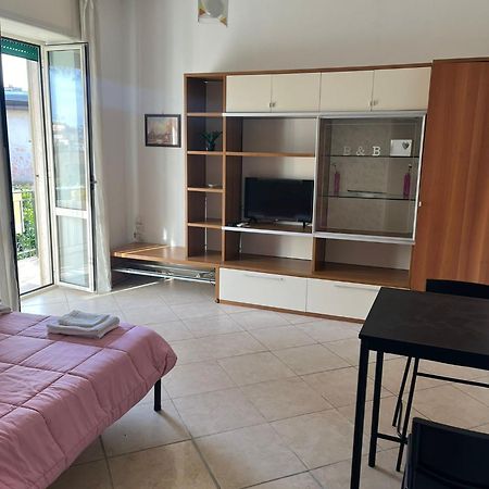 Appartamento Casa Vacanza D&M Napoli Esterno foto