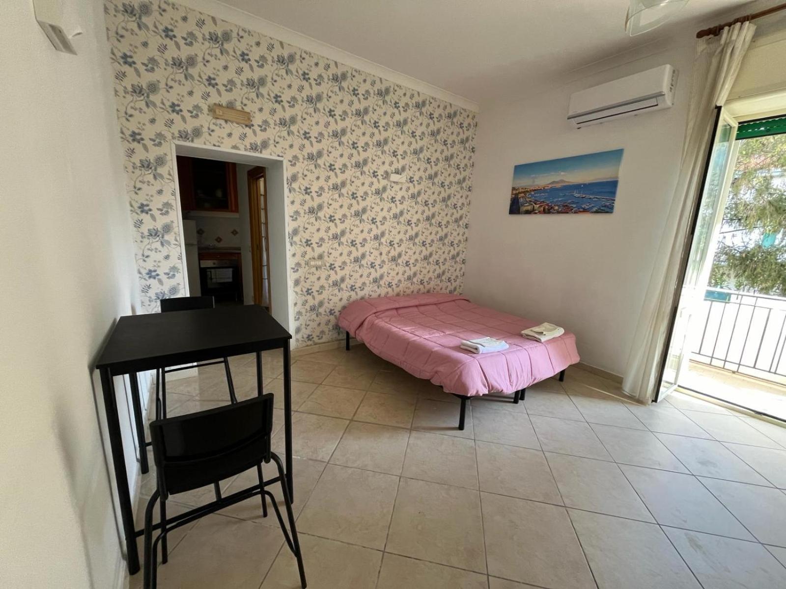 Appartamento Casa Vacanza D&M Napoli Esterno foto